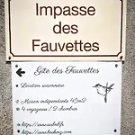 Des Fauvettes *