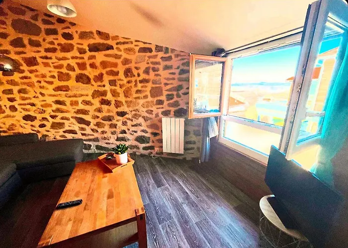 Holiday home Des Fauvettes